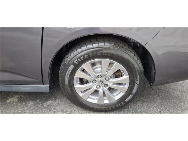 2015 Honda Odyssey - Image 9 of 21
