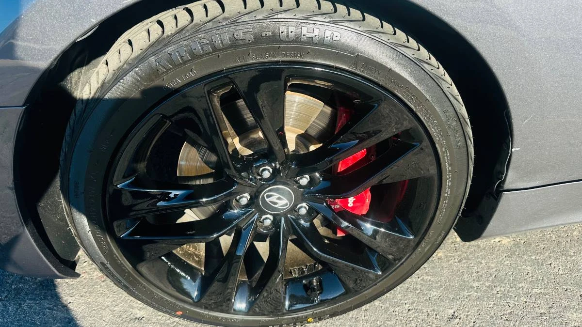 2015 Hyundai Genesis Coupe - Image 19 of 22