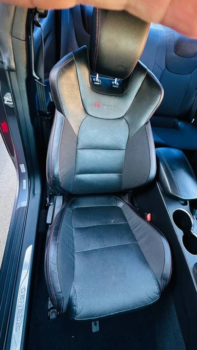 2015 Hyundai Genesis Coupe - Image 15 of 22