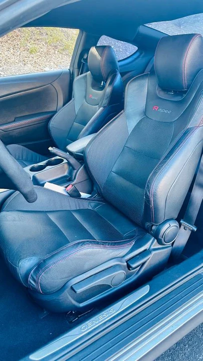 2015 Hyundai Genesis Coupe - Image 12 of 22