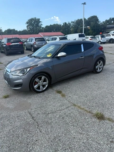 2015 Hyundai Veloster - Image 2 of 6