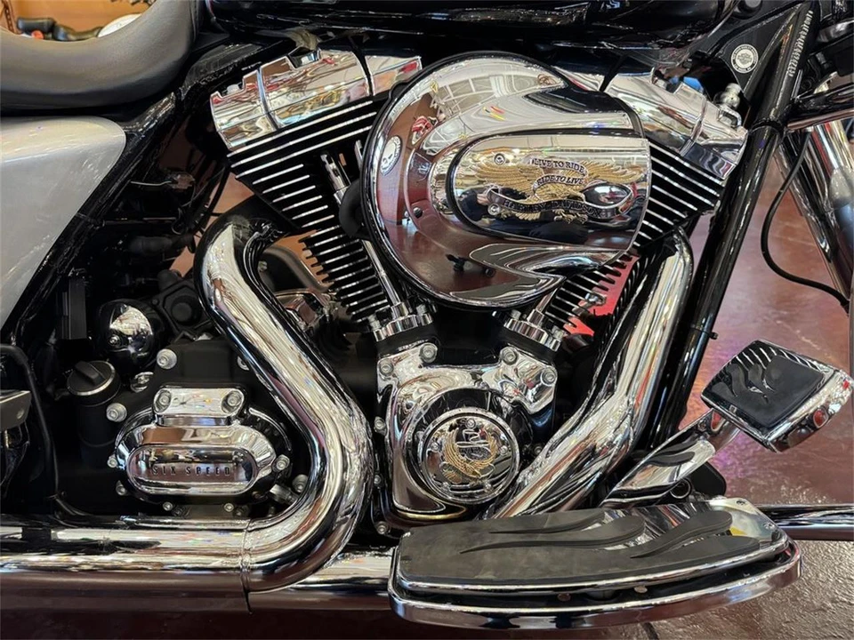 2015 Harley-Davidson Touring Twin Cam - Image 10 of 24