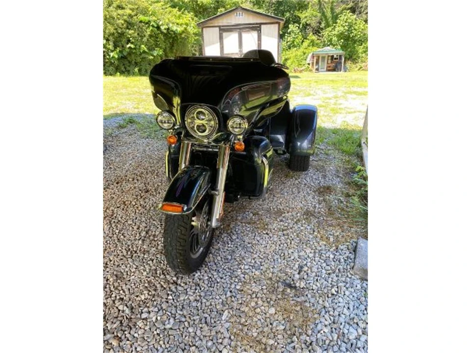 2015 Harley-Davidson Touring Twin Cam - Image 15 of 16