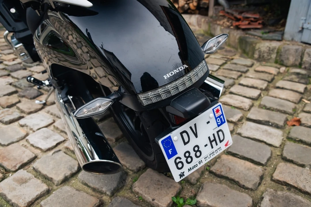 2015 Honda Gold Wing - Image 17 of 30