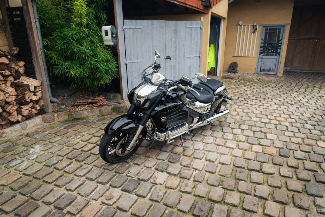 2015 Honda Gold Wing - Image 15 of 30