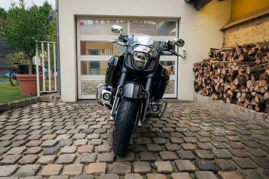 2015 Honda Gold Wing - Image 2 of 30