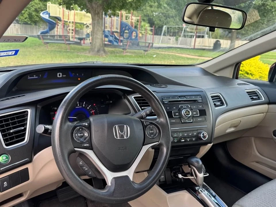 2015 Honda Civic 9th Gen - Image 5 of 12