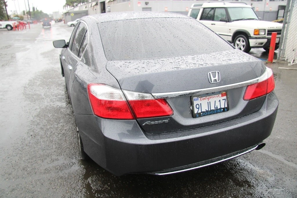 2015 Honda Accord 9th Gen - Image 5 of 21
