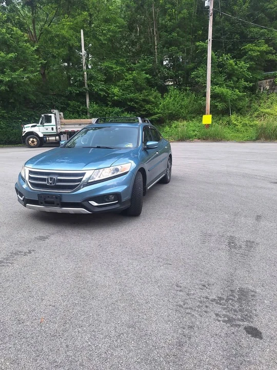 2015 Honda Accord 9th Gen - Image 1 of 13