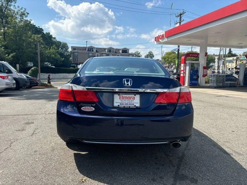 2015 Honda Accord 9th Gen - Image 5 of 12
