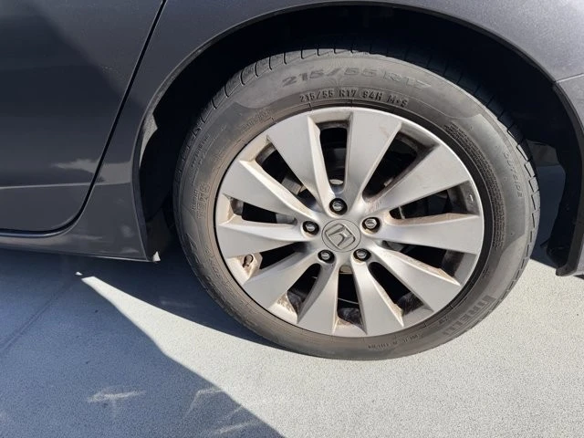 2015 Honda Accord 9th Gen - Image 5 of 12