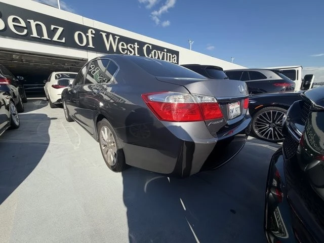 2015 Honda Accord 9th Gen - Image 3 of 12