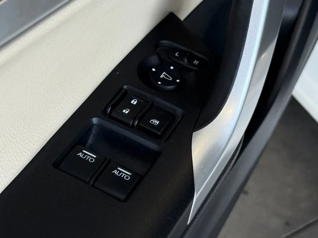 2015 Honda Accord 9th Gen - Image 18 of 21