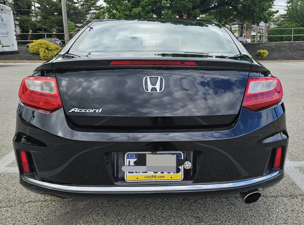 2015 Honda Accord 9th Gen - Image 7 of 31