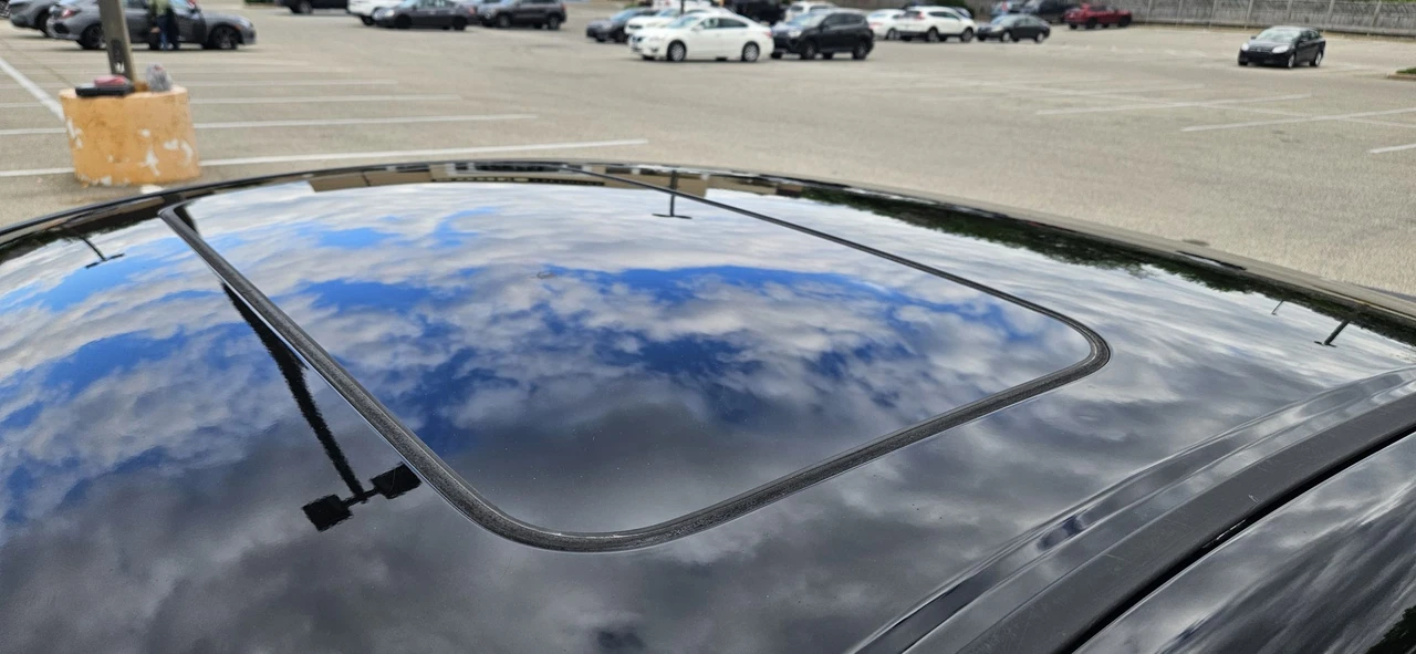 2015 Honda Accord 9th Gen - Image 23 of 31