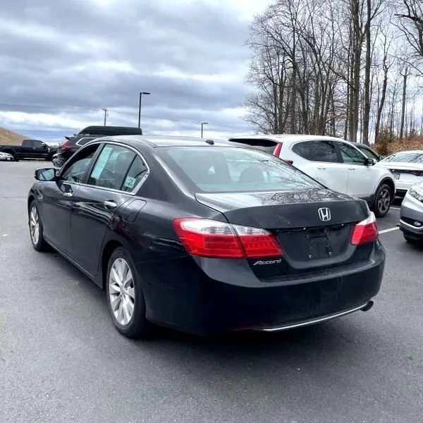2015 Honda Accord 9th Gen - Image 4 of 12