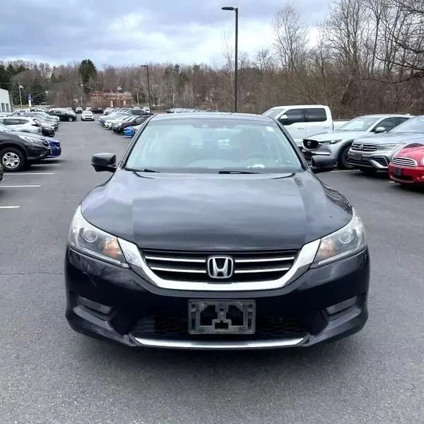 2015 Honda Accord 9th Gen - Image 10 of 12