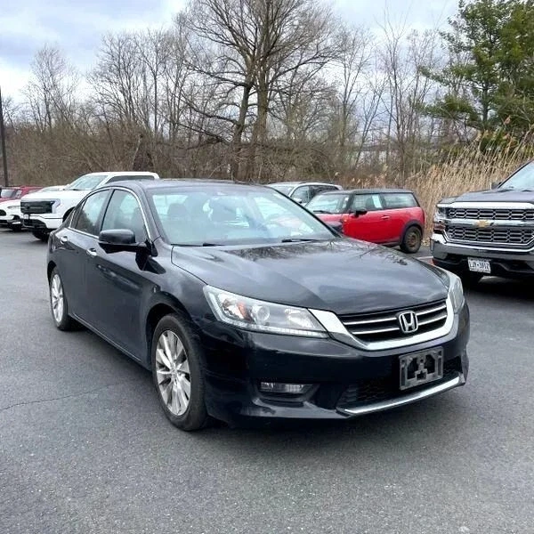 2015 Honda Accord 9th Gen - Image 9 of 12