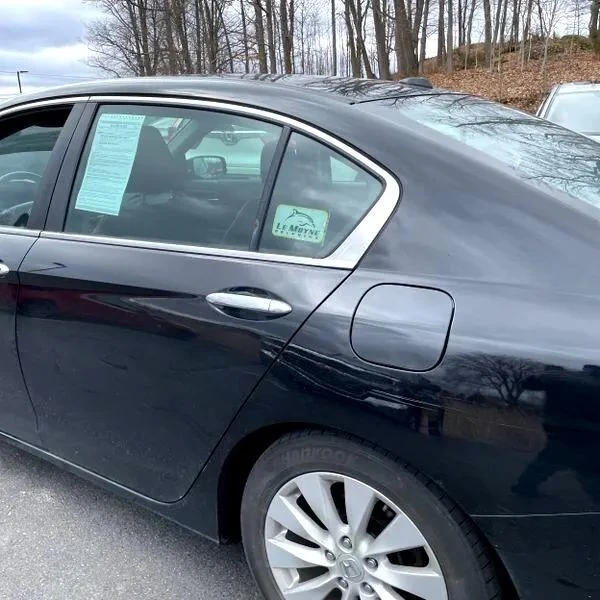 2015 Honda Accord 9th Gen - Image 5 of 12