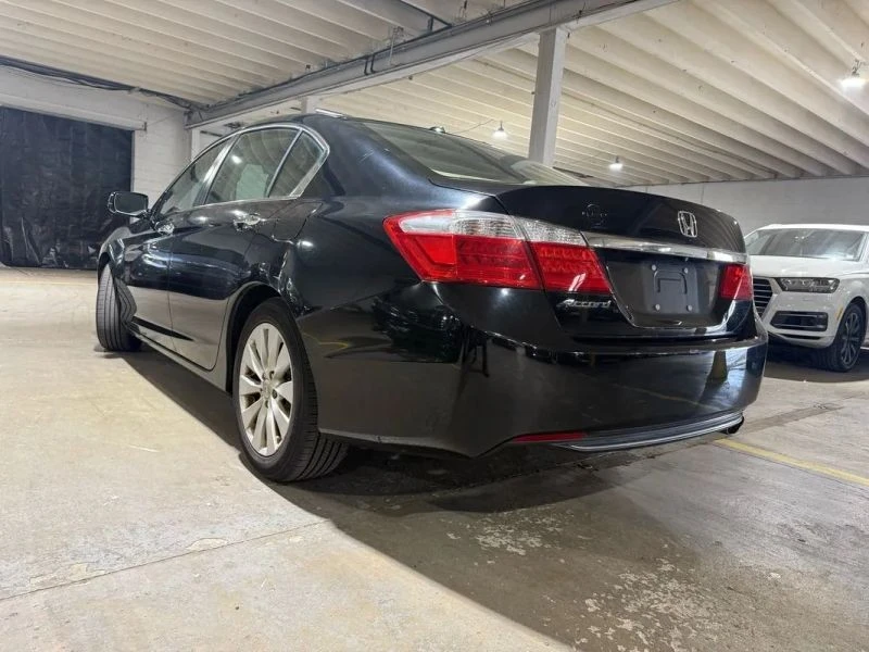 2015 Honda Accord 9th Gen - Image 3 of 12