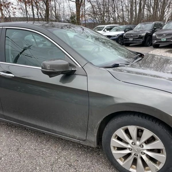 2015 Honda Accord 9th Gen - Image 9 of 12