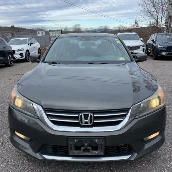 2015 Honda Accord 9th Gen - Image 11 of 12