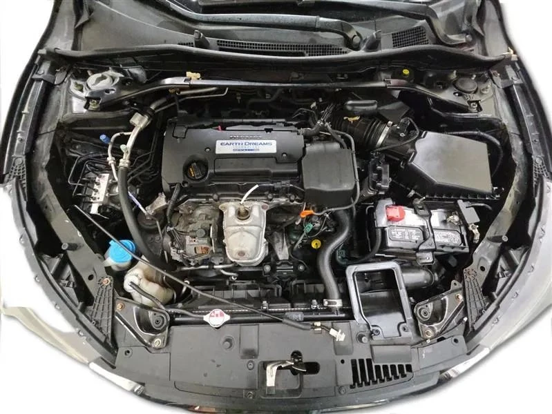 2015 Honda Accord 9th Gen - Image 11 of 12