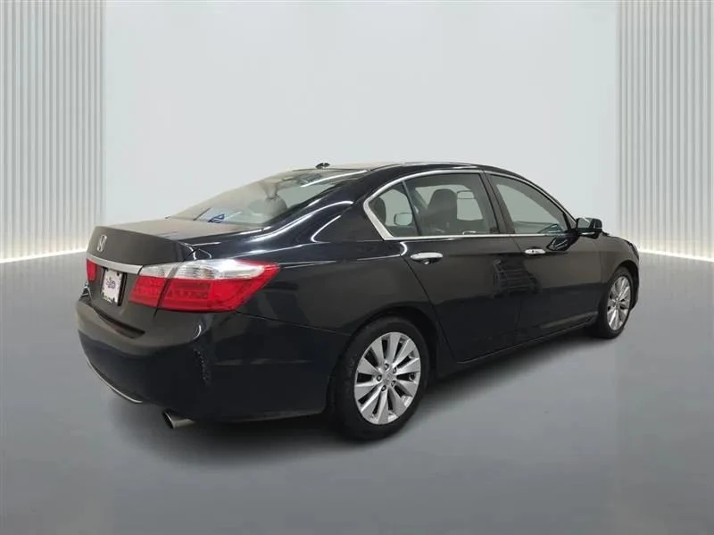 2015 Honda Accord 9th Gen - Image 5 of 12