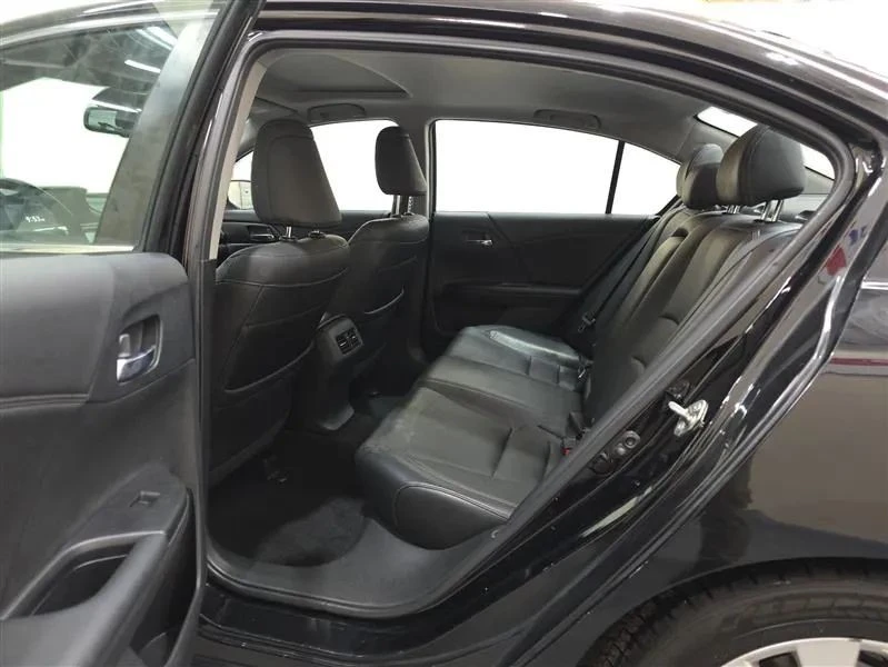 2015 Honda Accord 9th Gen - Image 10 of 12