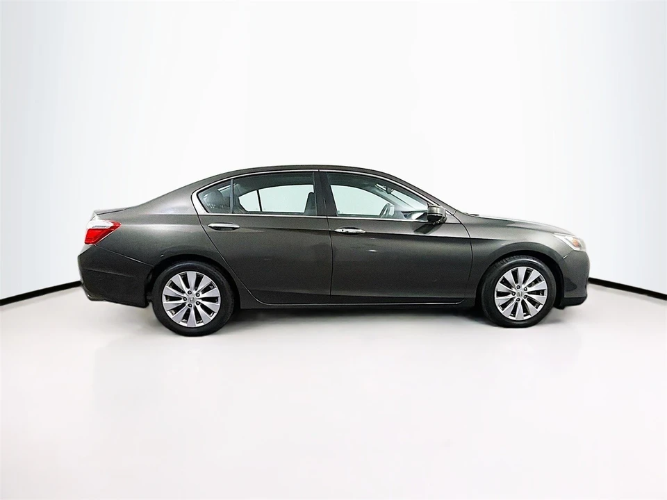 2015 Honda Accord 9th Gen - Image 9 of 12