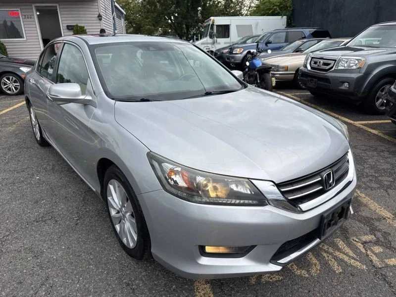 2015 Honda Accord 9th Gen - Image 3 of 10