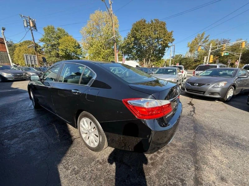 2015 Honda Accord 9th Gen - Image 4 of 12