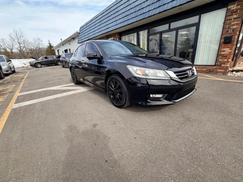 2015 Honda Accord 9th Gen - Image 5 of 12
