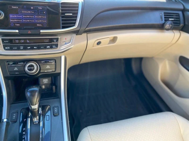 2015 Honda Accord 9th Gen - Image 11 of 12