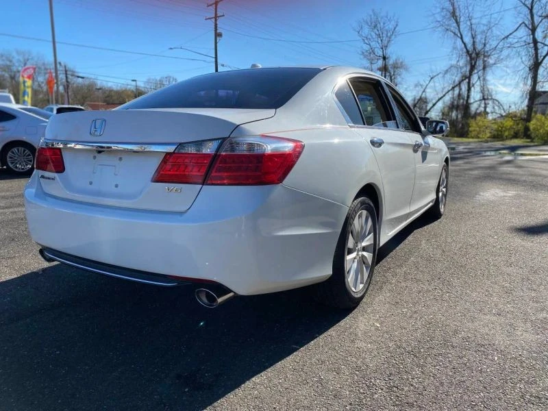 2015 Honda Accord 9th Gen - Image 4 of 12