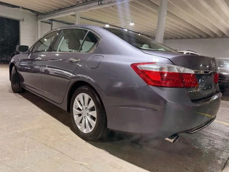 2015 Honda Accord 9th Gen - Image 3 of 12