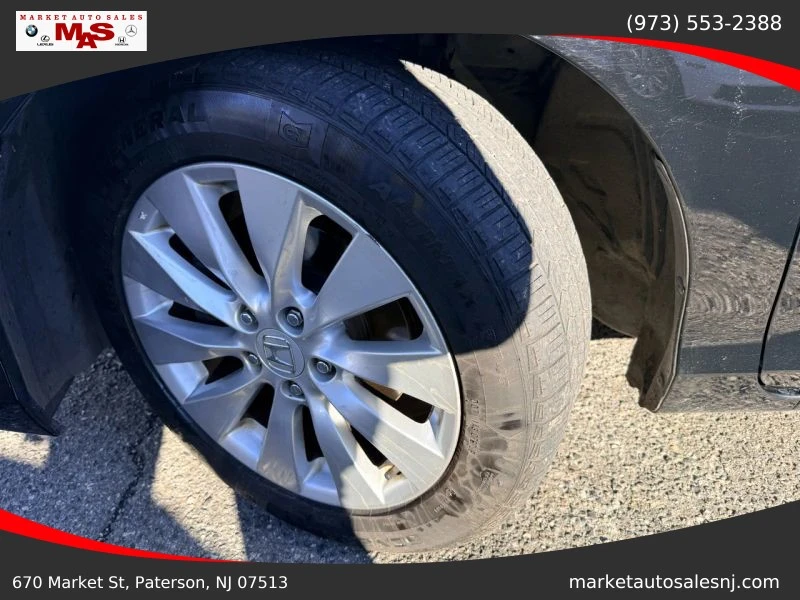 2015 Honda Accord 9th Gen - Image 8 of 12