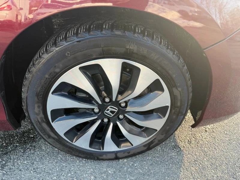 2015 Honda Accord 9th Gen - Image 9 of 12