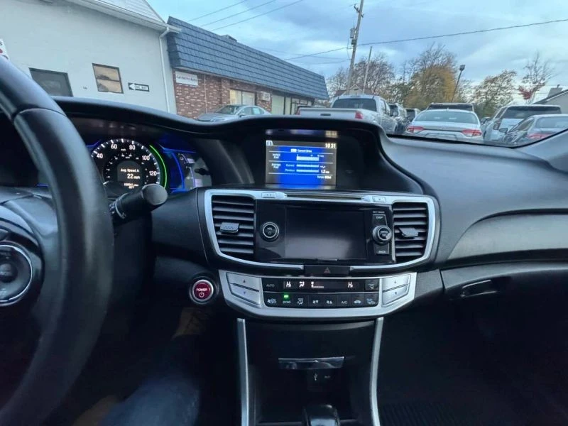 2015 Honda Accord 9th Gen - Image 6 of 12