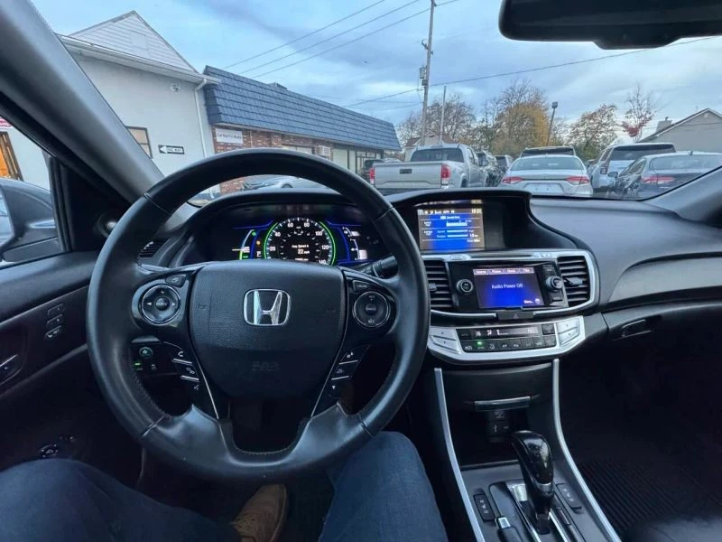 2015 Honda Accord 9th Gen - Image 5 of 12