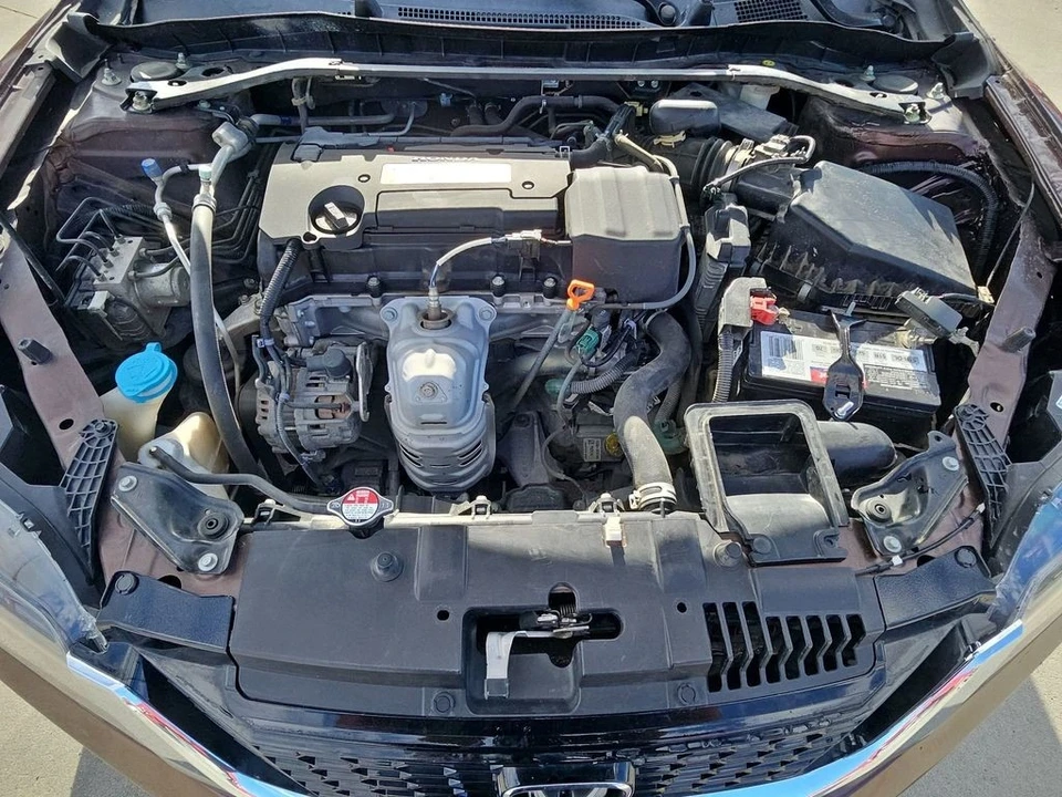 2015 Honda Accord 9th Gen - Image 21 of 21