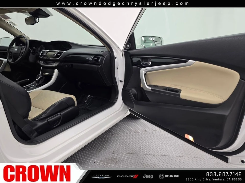 2015 Honda Accord 9th Gen - Image 15 of 21