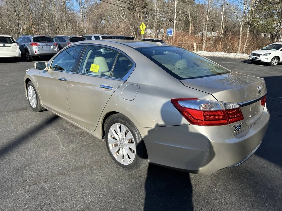 2015 Honda Accord 9th Gen - Image 6 of 21