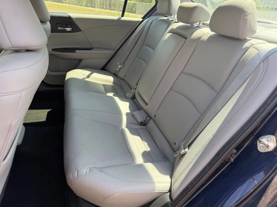 2015 Honda Accord 9th Gen - Image 18 of 27
