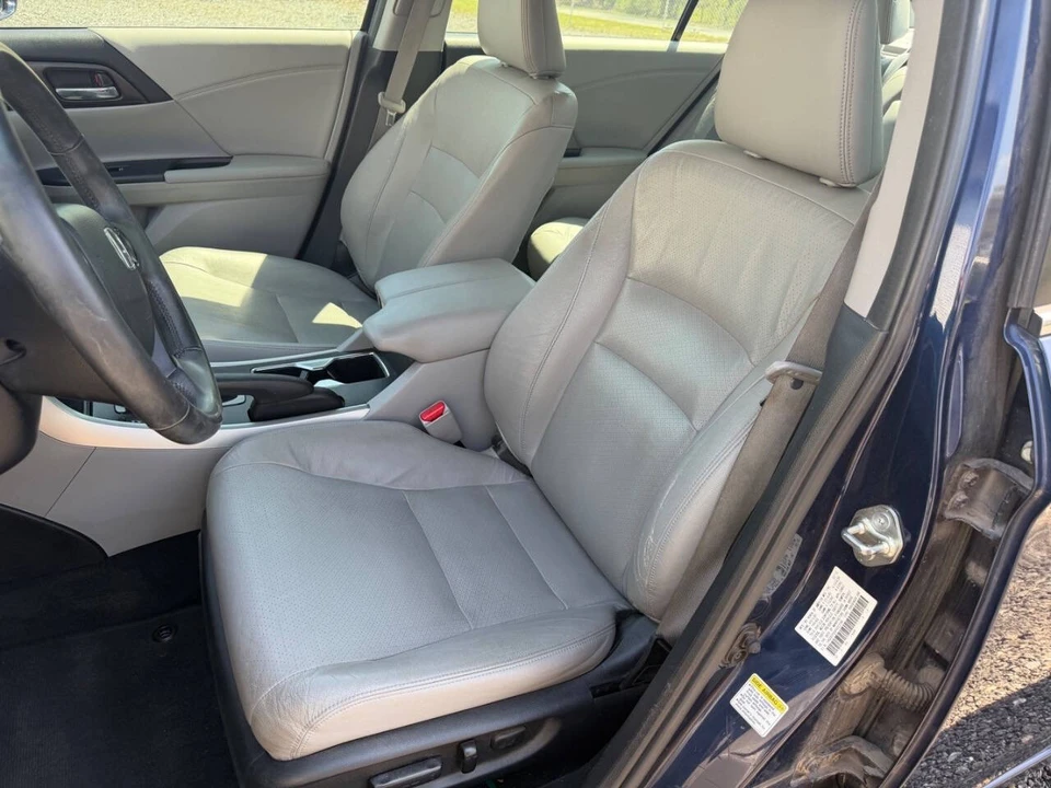 2015 Honda Accord 9th Gen - Image 16 of 27