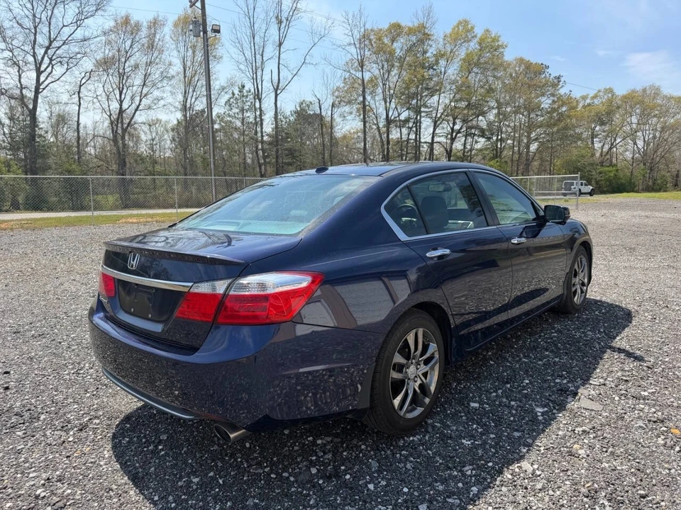 2015 Honda Accord 9th Gen - Image 8 of 27