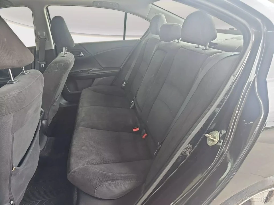 2015 Honda Accord 9th Gen - Image 14 of 21