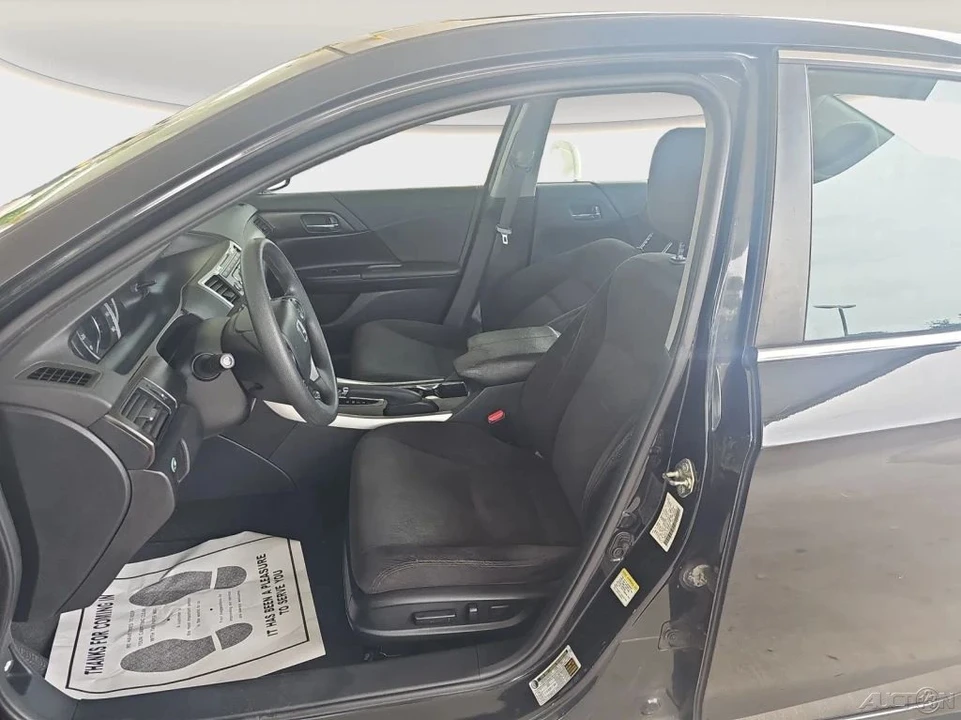 2015 Honda Accord 9th Gen - Image 8 of 21
