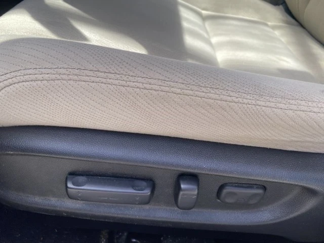 2015 Honda Accord 9th Gen - Image 18 of 21