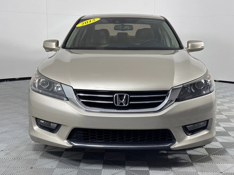 2015 Honda Accord 9th Gen - Image 11 of 12